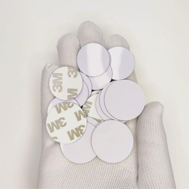 White NFC PVC Stickers with Ferrite - NFC Tagify